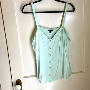 Torrid size 2 really cute tank top